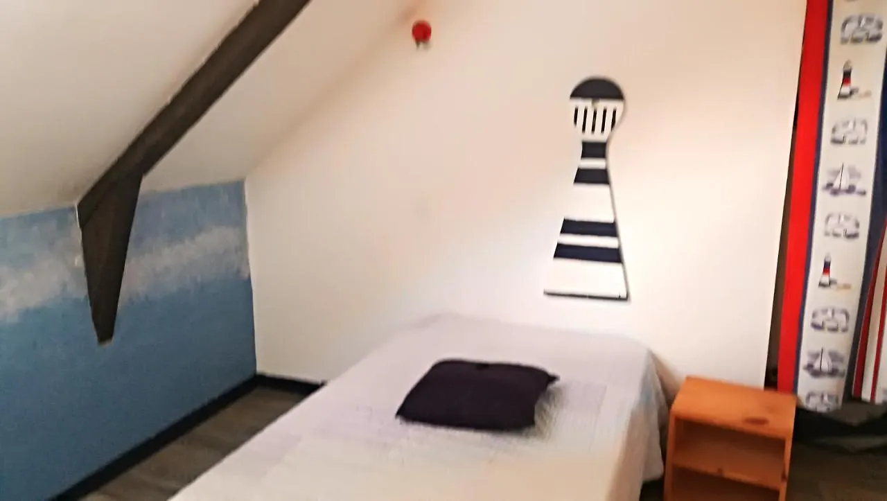 Maison Confortable A Questembert Avec Jardin Holiday home